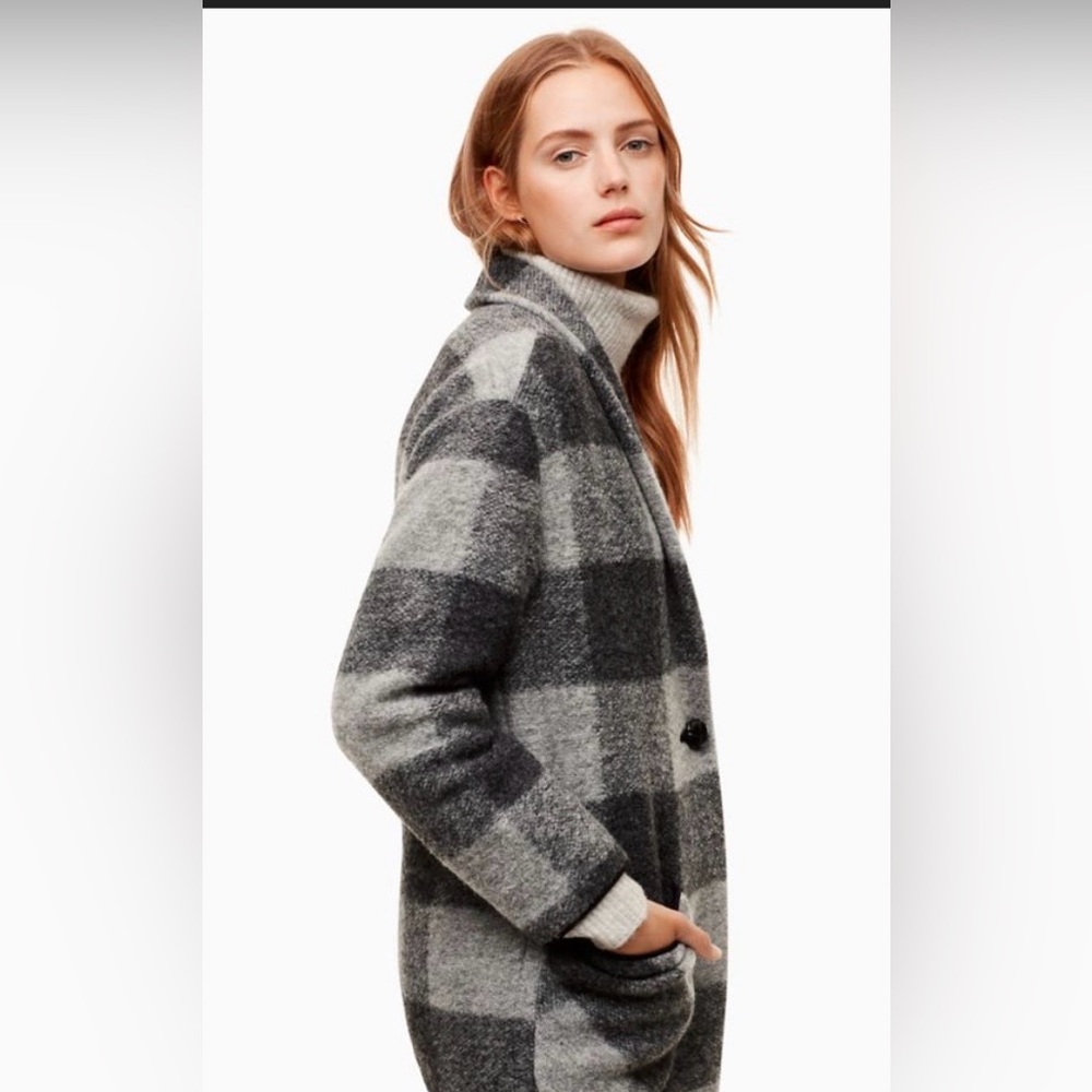 Aritzia off-duty jacket
